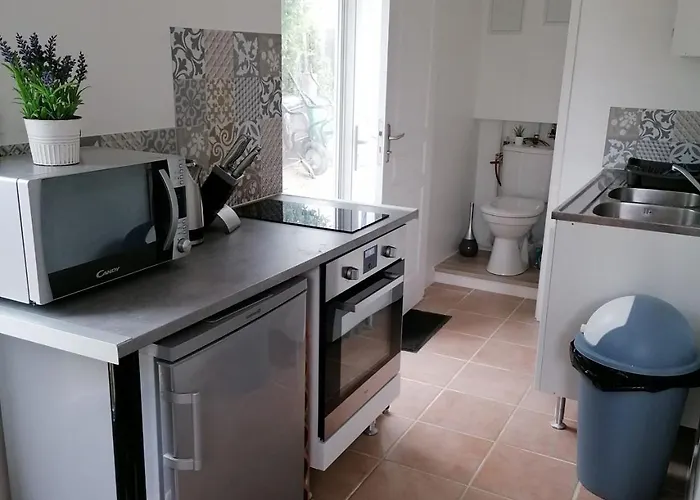 Maison 3 Personnes Dans Village Atypique