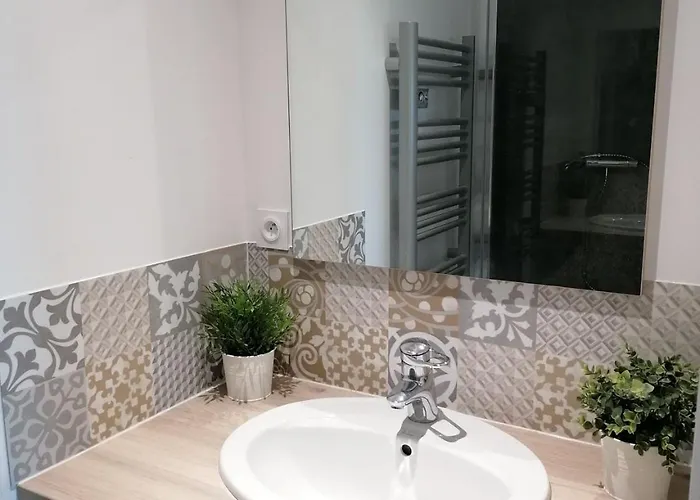 Maison 3 Personnes Dans Village Atypique